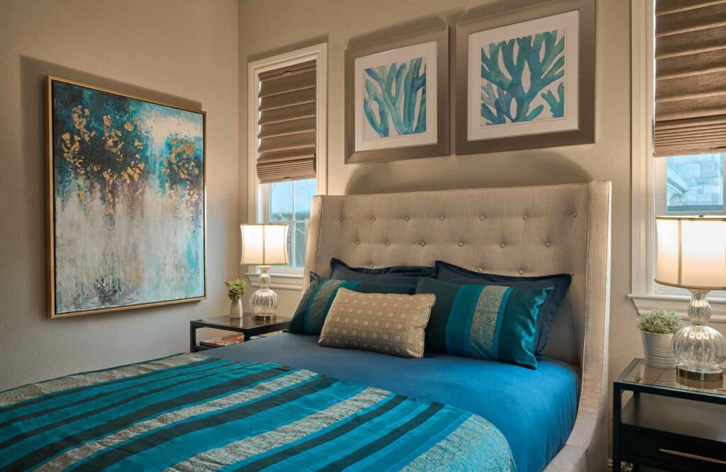 raashi-design-walnut-creek-ca-mixing-patterns-to-create-depth-and-interest-in-your-home-blue-patterned-bedroom-contemporary-interior-design