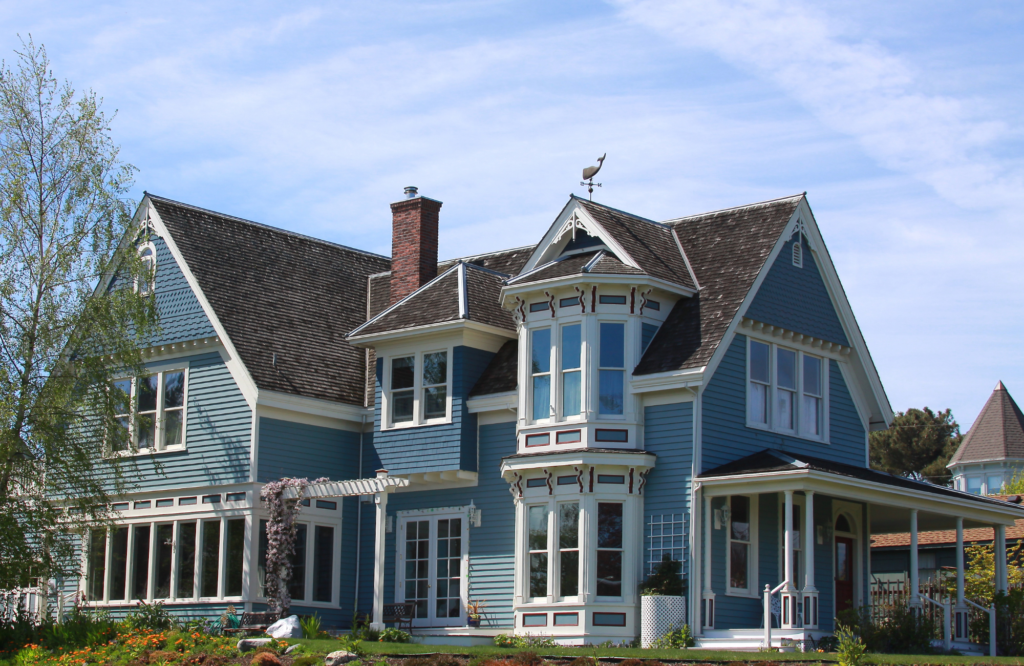 raashi-design-livermore-ca-choosing-exterior-color-scheme-exterior-paint-colors-victorian-home-exterior-blue-exterior-transitional-interior-design