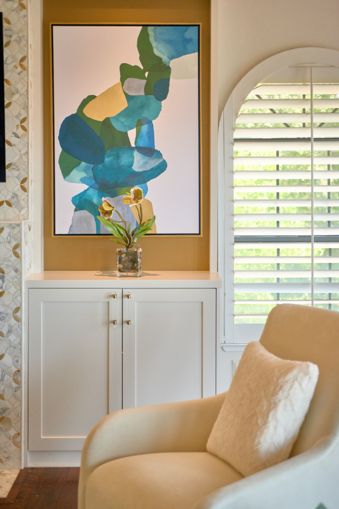 raashi-design-alamo-la-custom-window-treatments-arched-window-with-plantation-shutters