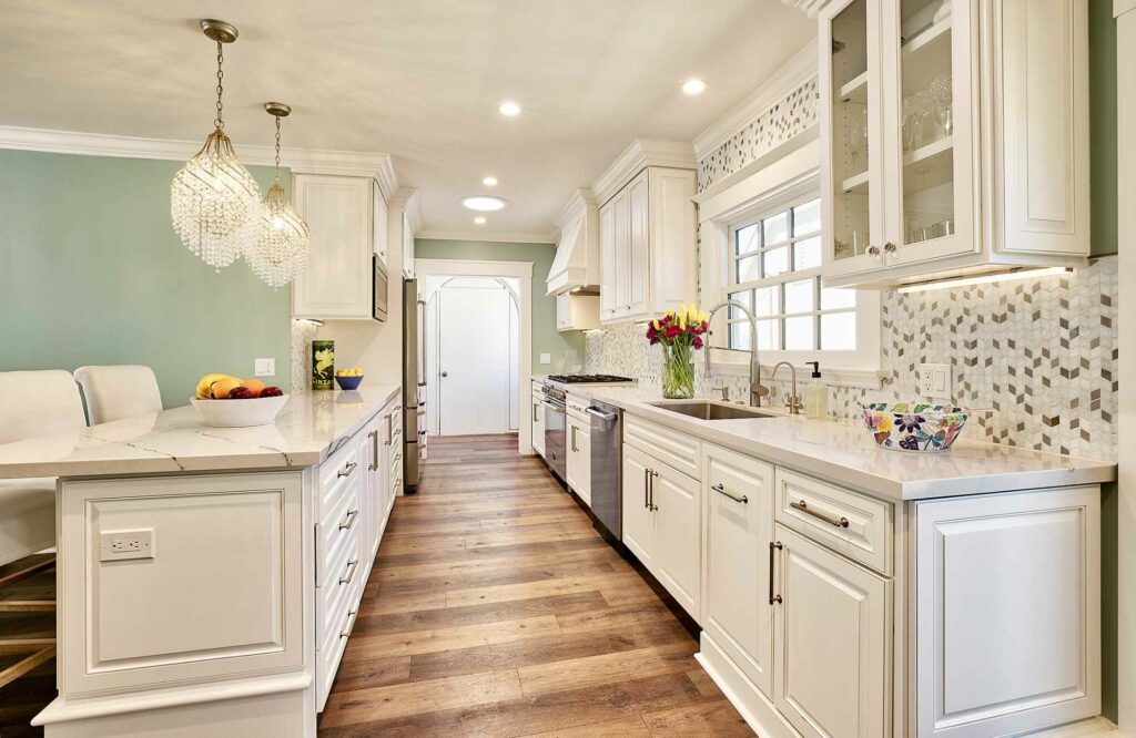 raashi-design-alamo-ca-3-must-have-kitchen-design-features-to-transform-your-daily-routine-transitional-virtual-interior-design