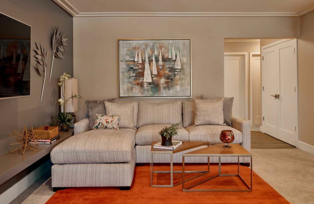 raashi-design-alamo-ca-how-we-elevate-your-home-with-decorative-details-crown-moulding-contemporary-living-room-interior-design