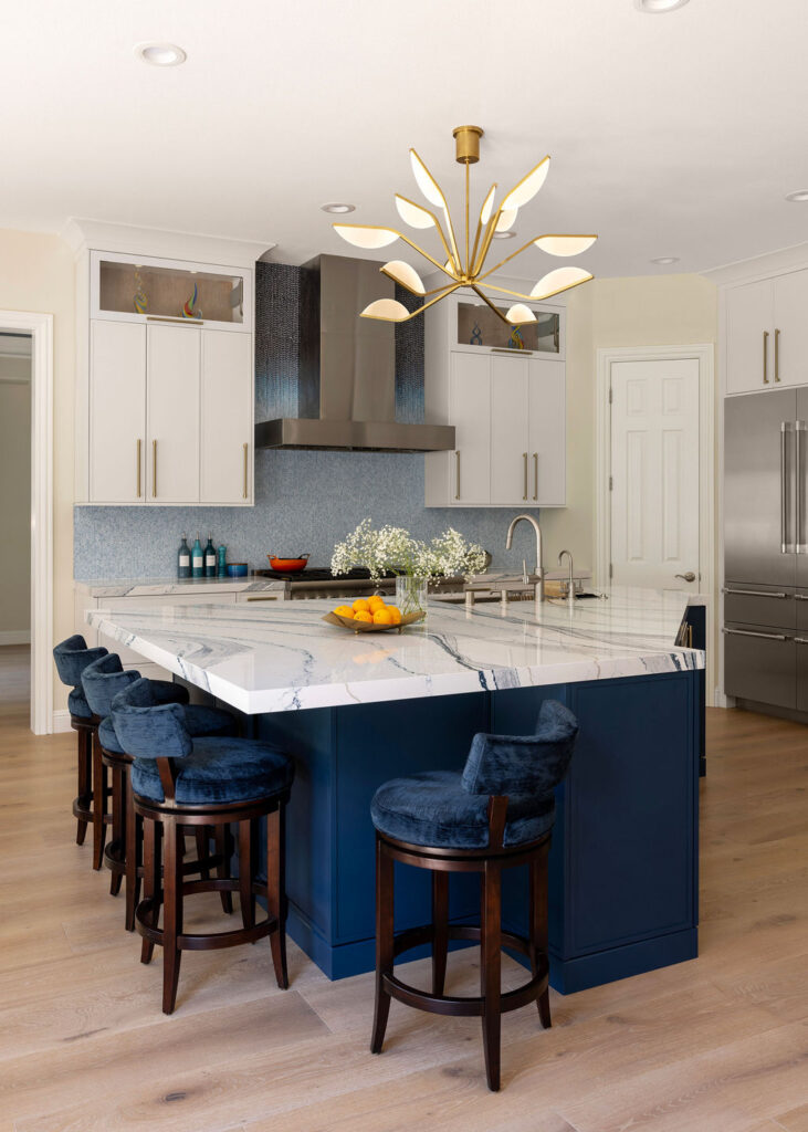full-service-interior-designer-san-ramon-ca-interior-design-trade-relationships-modern-kitchen-blue-and-white-cabients-statement-light-fixture-luxury